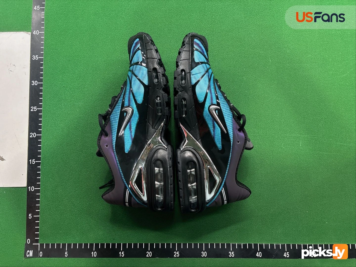 Nike Air Max Tailwind Sneakers