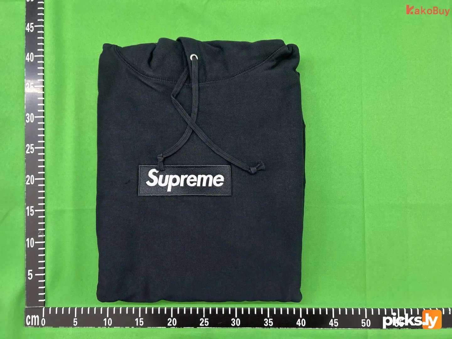 Supreme FW21, P32, https://item.taobao.com/item.htm?ft=t&id=1006025486062