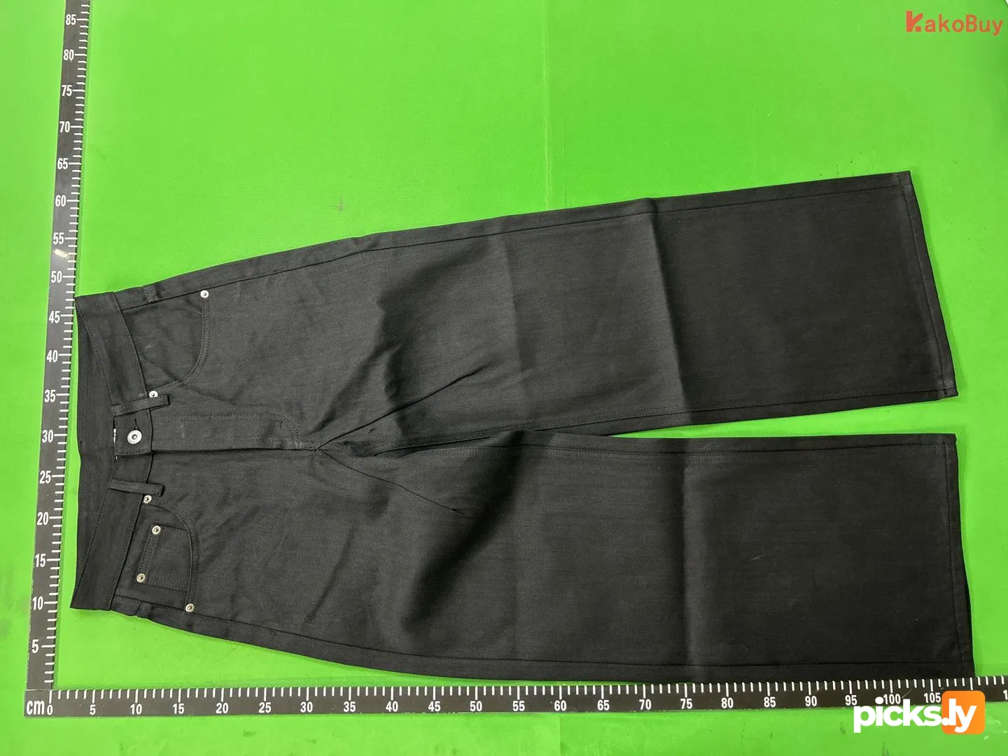 Fyredwrld Jet black selvedge denim jeans